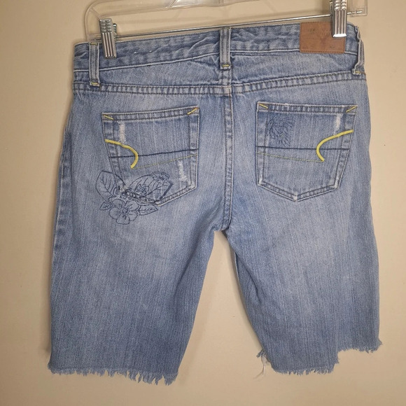 Vintage American Eagle micro zip floral Embroidered denim bermuda shorts SZ  2 - Picture 4 of 10